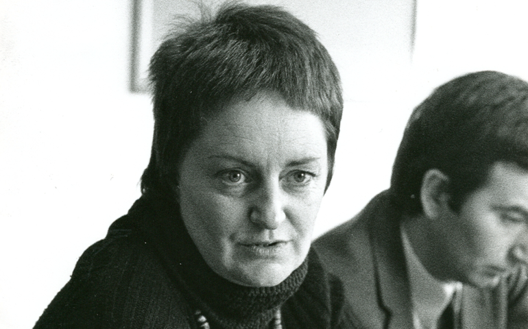  &copy; Archives municipales. Renée Gailhoustet en 1970. Depuis 1969, elle est architecte en chef de la rénovation du centre-ville d’Ivry.