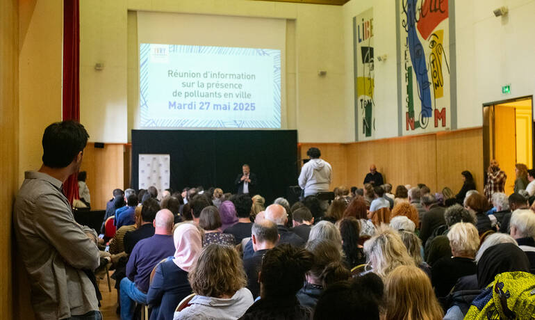 754-actu-2-reunion-polution-creditAriel_Milner.jpg