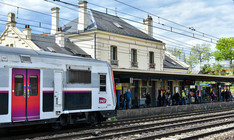 445-breve-5-gare-RER-1500-Frederic-iriarte.jpg