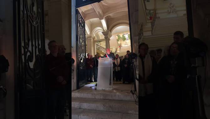 Proclamation des résultats du 2nd tour des élections municipales 2026 par le maire Philippe Bouyssou